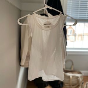 Lululemon criss cross tank